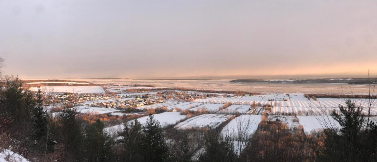Les Chalets Sur Le Cap Saint Joachim エクステリア 写真