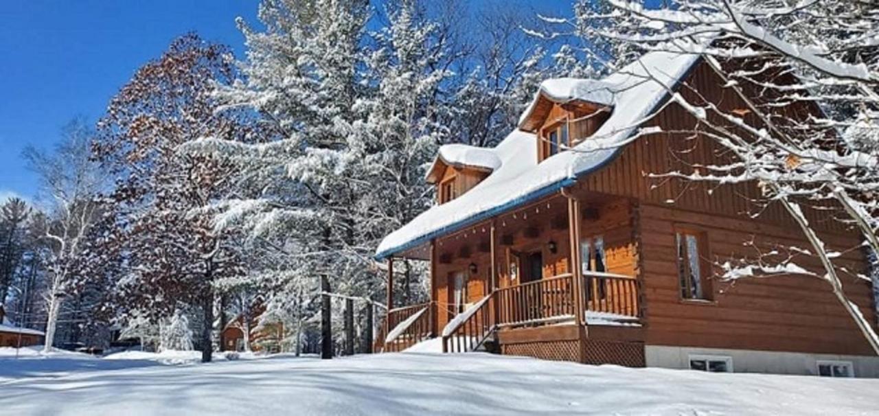 Les Chalets Sur Le Cap Saint Joachim エクステリア 写真