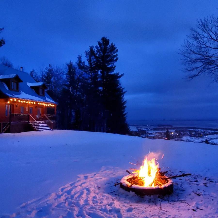 Les Chalets Sur Le Cap Saint Joachim エクステリア 写真