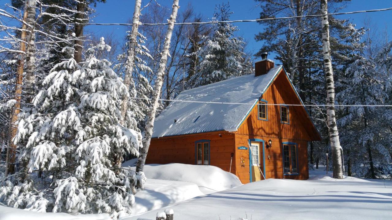 Les Chalets Sur Le Cap Saint Joachim エクステリア 写真